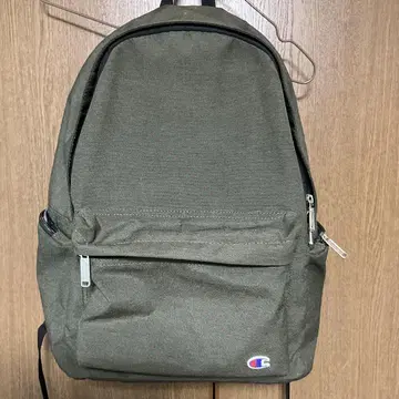 Champion 올리브 그린 백팩