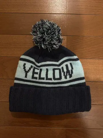 네이비 스카이블루 폼폼 니트 모자 YELLOW