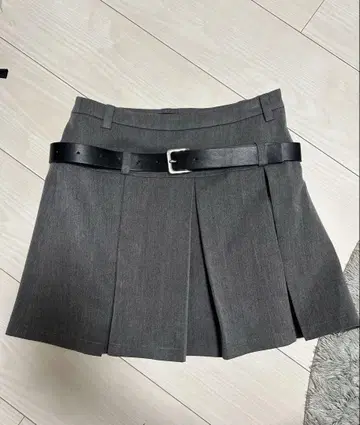 플리츠 스커트