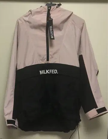 밀크페도 MILKFED 마운틴 후드티 블랙 핑크