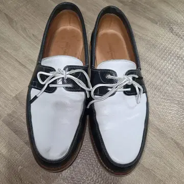 JOHN LOBB ARIMA 데크 슈즈 콤비