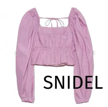 [ SNIDEL ] 뷔스티에 디자인 블라우스