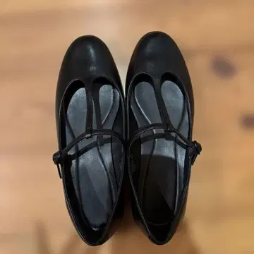 UNIQLO C/유니클로 T 스트랩 발레 슈즈 23.5cm