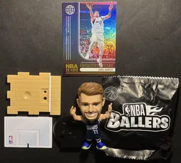 NBA BALLERS 시리즈 1 루카 돈치치 카드 포함