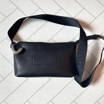 THE JWA CORNER CROSSBODY