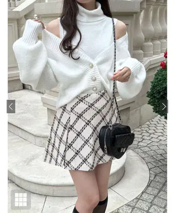 화이트 블랙 체크 플레어 스커트 XS