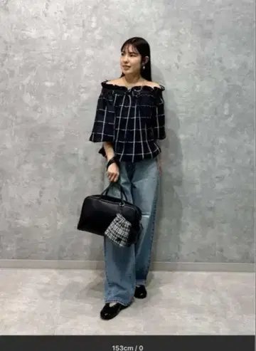 Mila Owen 뒷 리본 볼륨 오프숄더 블라우스 M 네이비 계열 체크