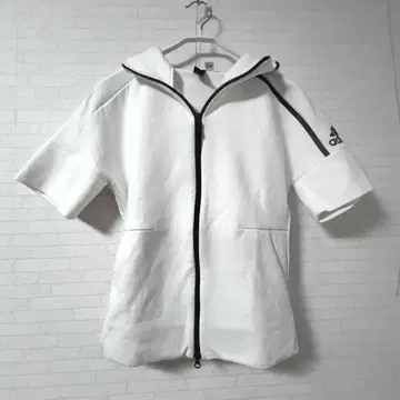 adidas 반팔 더블 지퍼 후드티 구제 의류 화이트 가을 옷 L 사이즈
