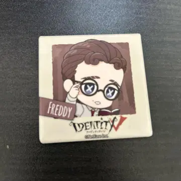 제5인격 스퀘어 캔뱃지 변호사 프레디 라이리 IdentityV