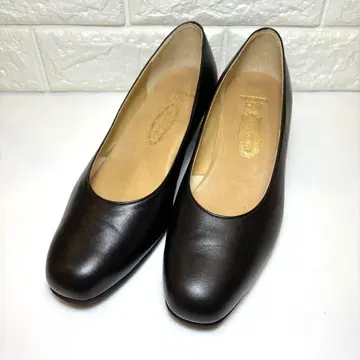 새상품급 긴자 요시노야 가죽 펌프스 23cm 블랙