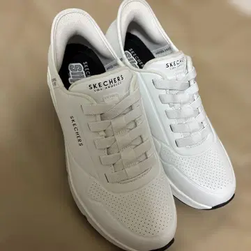 SKECHERS Slip-Ins 화이트 스니커즈