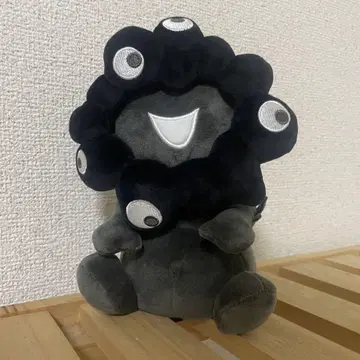 미야쿠미야쿠 블랙 봉제 인형
