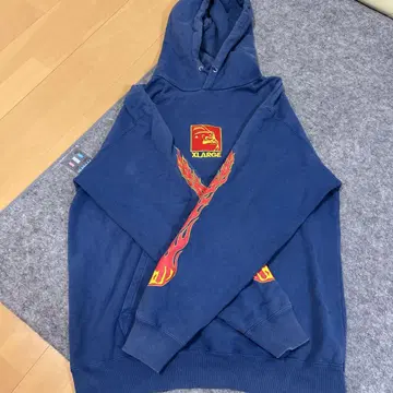 XLARGE 고릴라 자수 블루 후드티