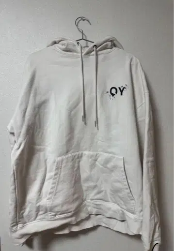 QY 화이트 후드티