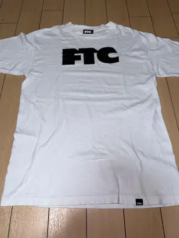 FTC 화이트 로고 T셔츠 M 사이즈