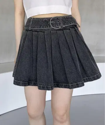 Heather 벨트 플리츠 데님 미니 스커트