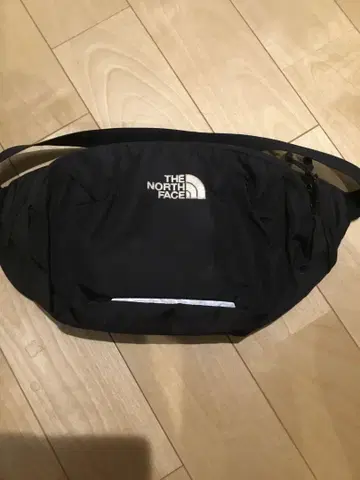 THE NORTH FACE 바디백 블랙