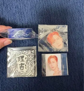 INI 이케자키 리히토 캡슐 토이 XQUARE-MASTERPIECE