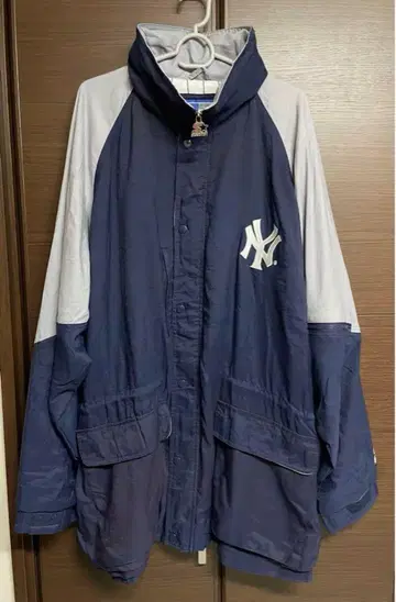 90's [ XL 사이즈 ] STARTER MLB 양키스 나일론 자켓