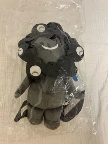 블랙 미야쿠미야쿠 전신 봉제 인형 파우치