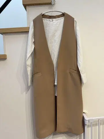베이지 노카라 롱 베스트