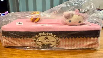 Sentimental Circus 케이크형 티슈 박스 커버