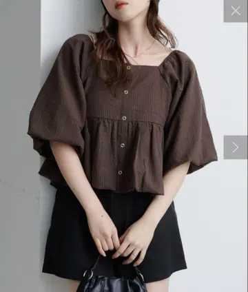 kastane 벌룬 7부 소매 블라우스