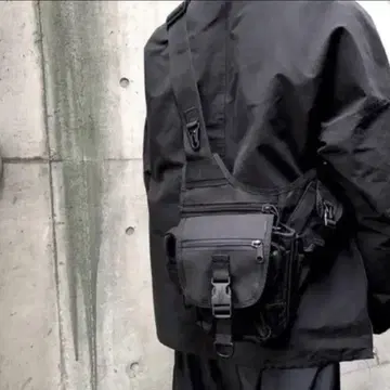 2000s UK Label cross body bag deadstock