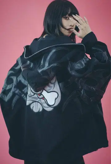 GALFY (갈피) 부족계 루즈핏 후드티 BLACK 중형견(M)