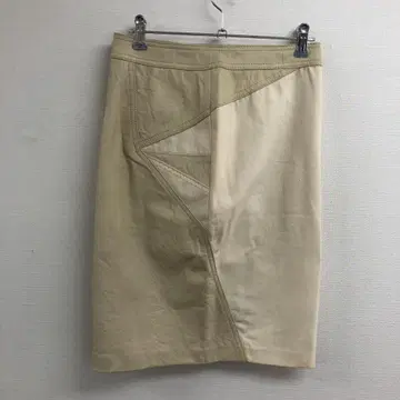 캐서린 말란디노 베이지 스커트 디자인 절개 4