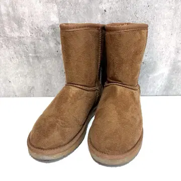 새상품급 숏 기장 어그 부츠 브라운 카멜 M 23.5cm 상당 고양이