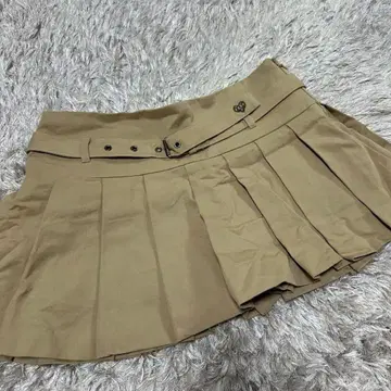 HTH 베이지 플리츠 미니 스커트