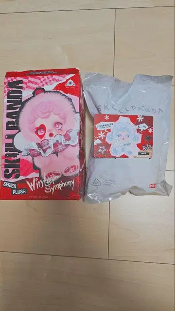 SKULLPANDA Winter Symphony 봉제 인형