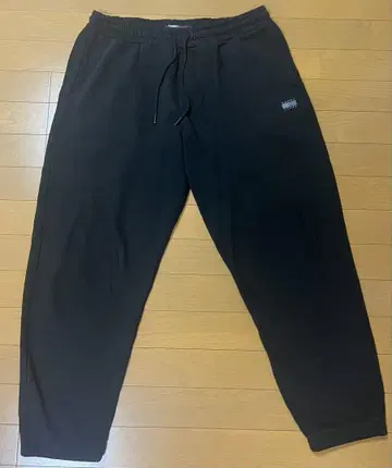 Tommy Jeans 플래그 로고 스웨트 팬츠