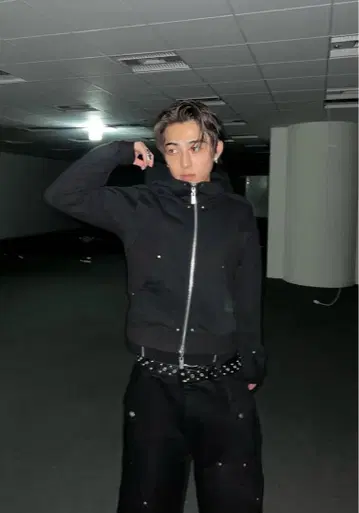 jent louis 블랙 후디