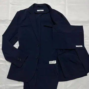 컨디션 최상 저널 스탠다드 패커블 셋업 네이비 스트레치 S