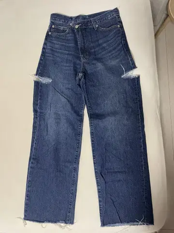 다크 블루 스트레이트 데님 프린지 밑단