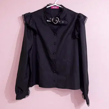 MARS 마즈 WEB 한정판 하트 벨트 버클 블라우스 블랙