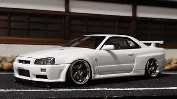 1/24 아오시마 스카이라인 R34 GT-R 완성품