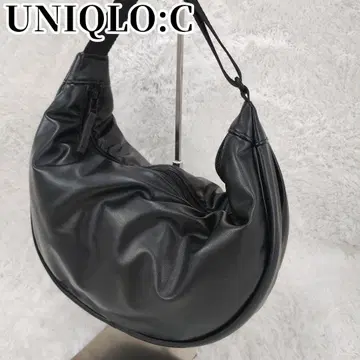 새상품급 UNIQLO:C 가죽 터치 라운드 숄더백 블랙 초승달