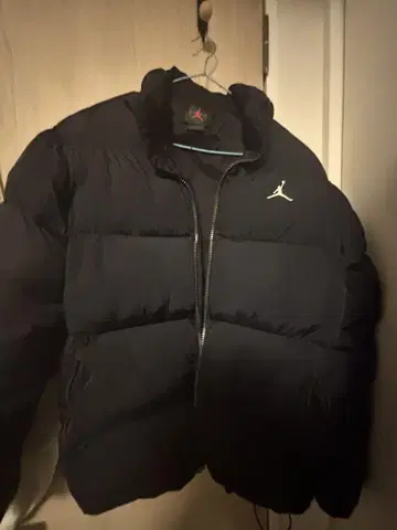 Jordan 블랙 다운 자켓 L 사이즈