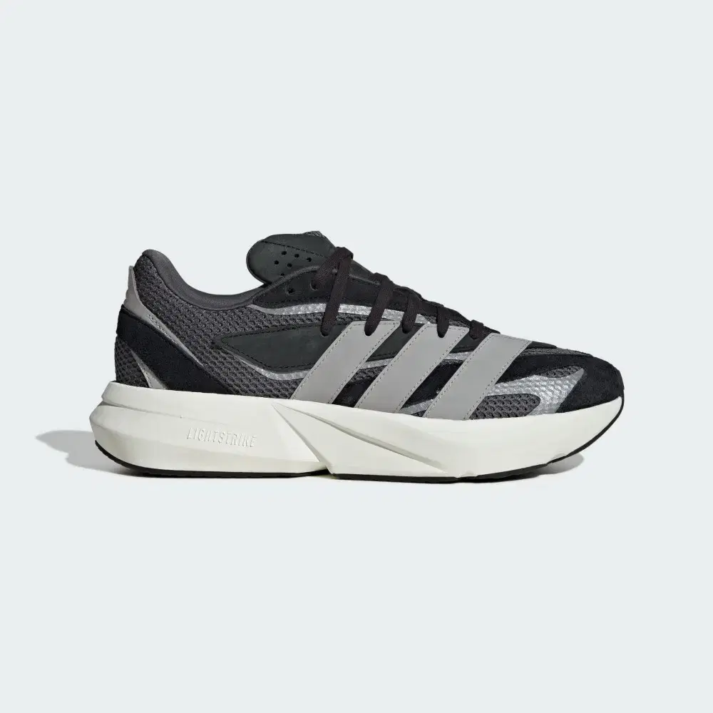 New product 260-270 Adidas running shoes with good cushioning