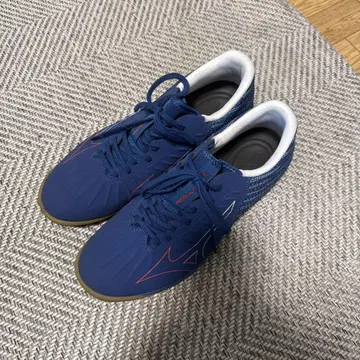 미즈노 풋살화 체육관 신발 26.5cm