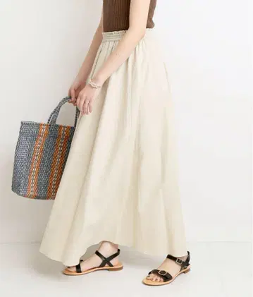 이에나 SLOBE IENA 린넨 혼방 개더 롱 스커트 아이보리 새상품급
