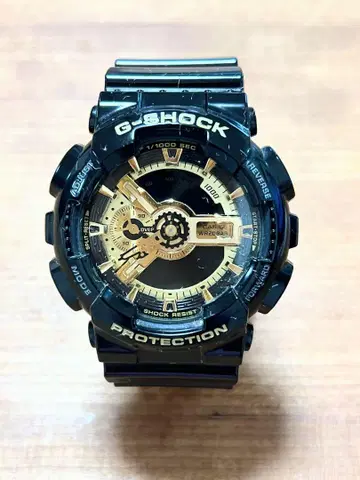 배터리 교환 완료 G-SHOCK GA-110 블랙/골드