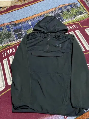 구제 의류 Under Armour 블랙 후드티 LG
