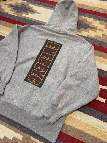 ENEBEYC 후드티
