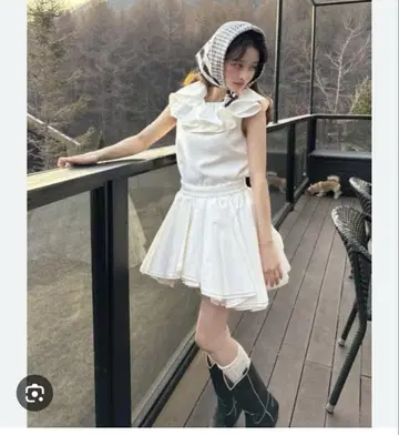 Bibiy 비비 DOROTHY RIBBON TOP 화이트 F 새상품
