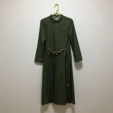 새상품급 Vm 2025AW 사파리 원피스 팔라스 팰리스