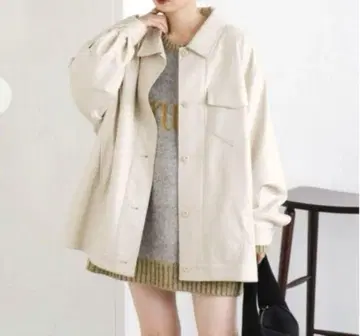 [ 새상품급 ] 카스타네 옷깃 2WAY 인조 가죽 자켓
